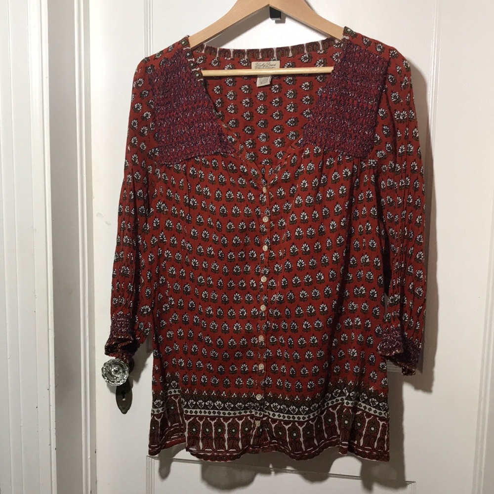 Lucky Brand button front 3/4” sleeve 2X loose gathering bottom of sleeve